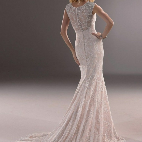 Maggie Sottero Ellie wedding gown - Picture 3 of 3